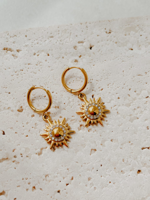 Sunny Huggie Earrings