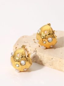 Myla Pearl Minimalist Earrings
