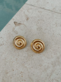 Swirly Round Stud