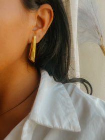 Thea Statement Stud