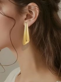 Thea Statement Stud