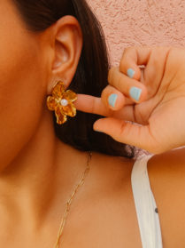 Flor Statement Stud