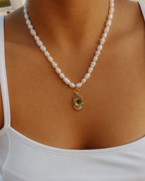 Luna Lunita Pearl Necklace